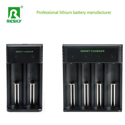شراء شاحن بطارية USB قابلة لإعادة الشحن 5 فولت 2A 4 فتحات للبطارية 3.7 فولت 1.2 فولت online manufacture