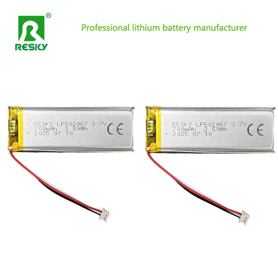 شراء بطارية الليثيوم ليبو قابلة لإعادة الشحن 502067 3.7V 700mAh خلية الليثيوم لأجهزة الجمال المحمولة تصنيع عبر الإنترنت