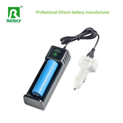 شاحن بطارية قابلة لإعادة الشحن من فتحة واحدة 4.2 فولت USB ذكي للبطارية الليثيوم أيون 18650